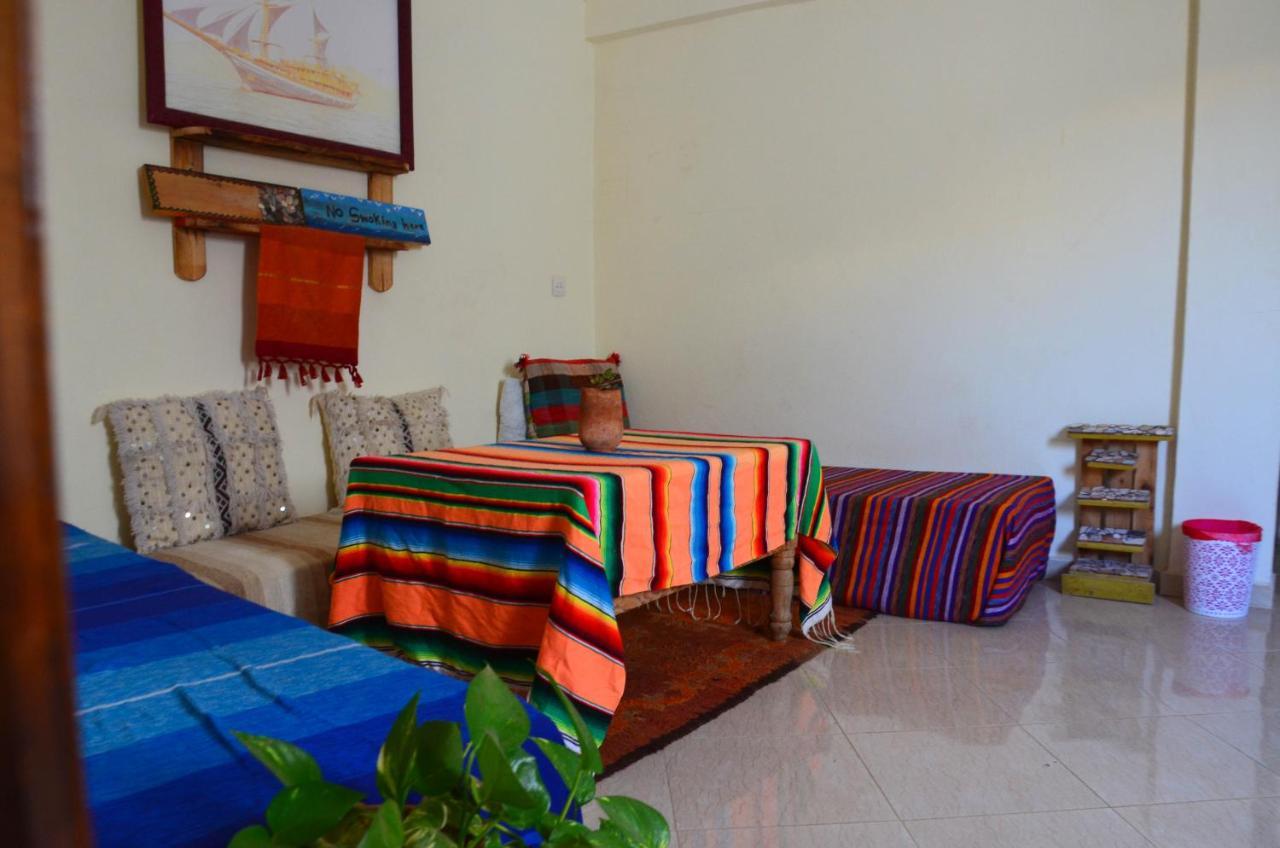 Tayought Surf Hostel ทากาเซาท์ ภายนอก รูปภาพ