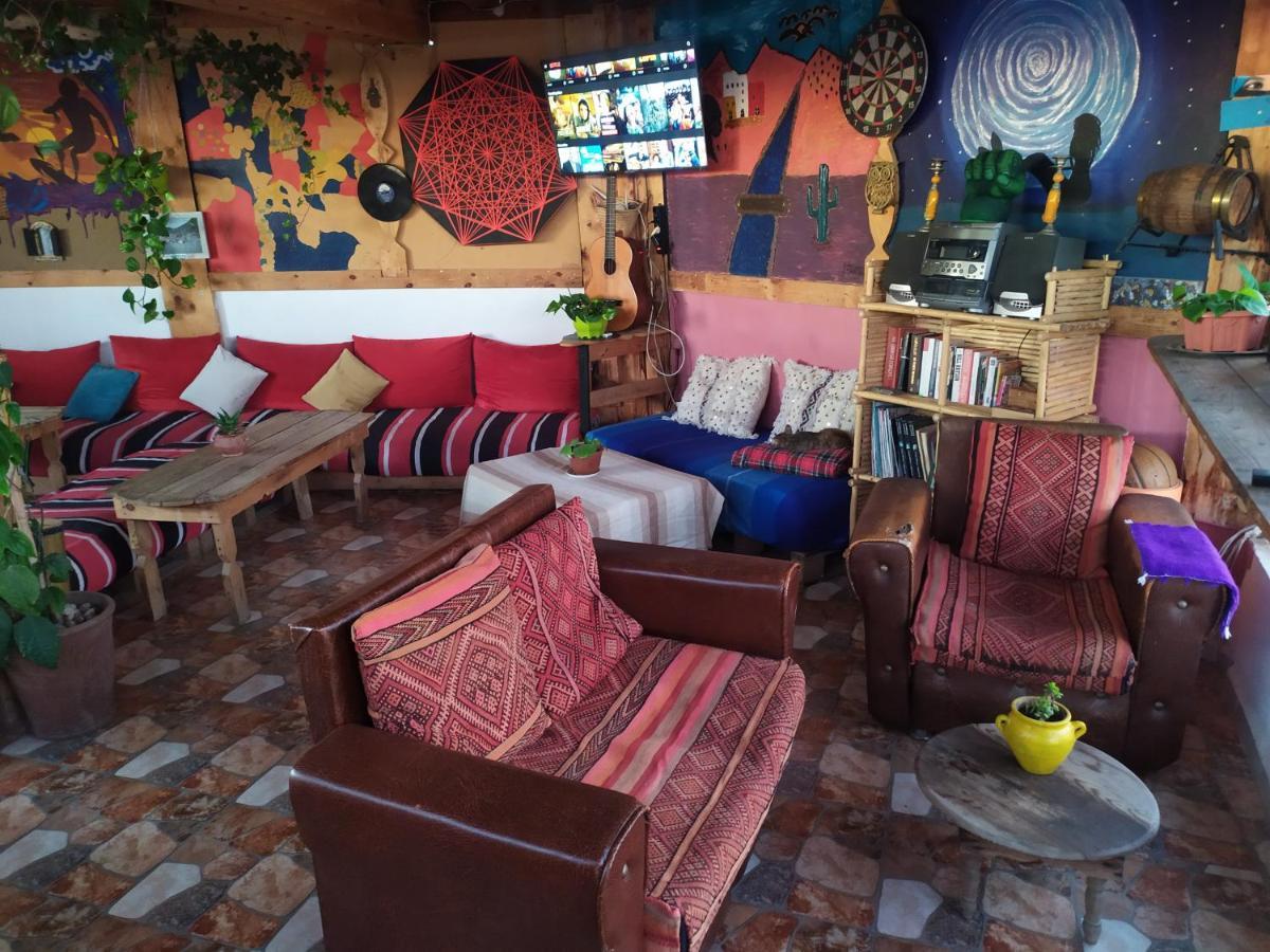 Tayought Surf Hostel ทากาเซาท์ ภายนอก รูปภาพ